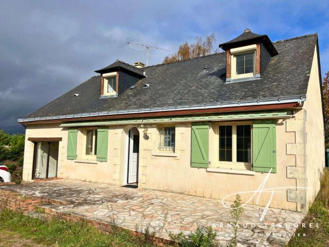 Vente maison 4 pièces Échemiré 49