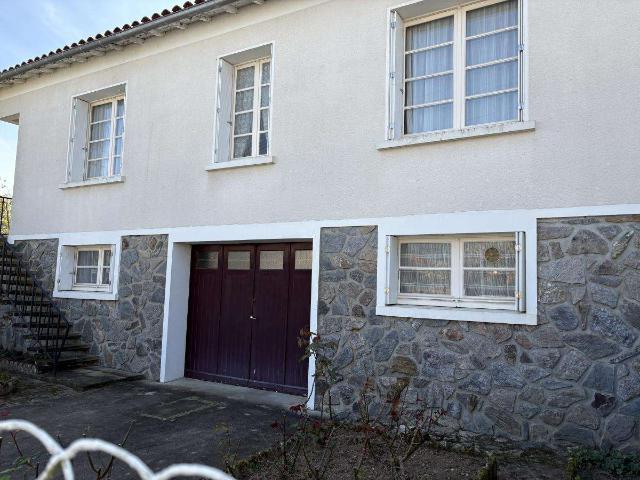 Vente maison 4 pièces Fontenay le Comte 85