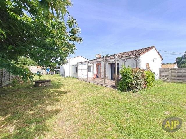 Vente maison 4 pièces Froidfond 85