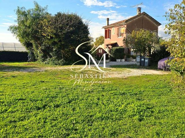 Vente maison 4 pièces Hyères 83