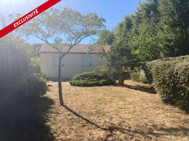Vente maison 4 pièces Loulay 17