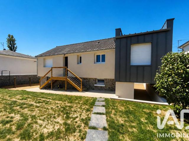 Vente maison 4 pièces Laval 53