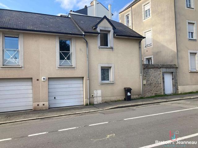 Vente maison 4 pièces Laval 53