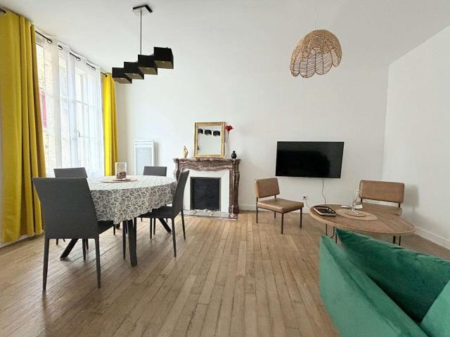 Vente maison 4 pièces Laval 53