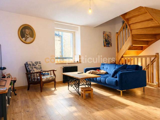 Vente maison 4 pièces Laval 53