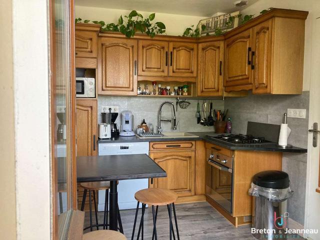 Vente maison 4 pièces Laval 53