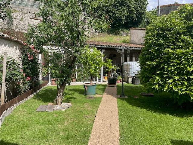 Vente maison 4 pièces La Chapelle des Pots 17