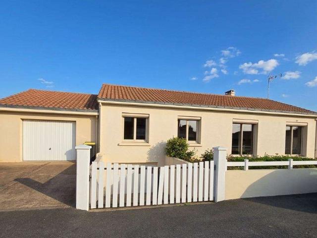 Vente maison 4 pièces La Chapelle du Genêt 49