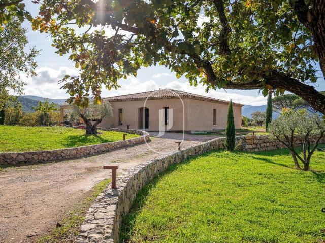 Vente maison 4 pièces La Garde Freinet 83