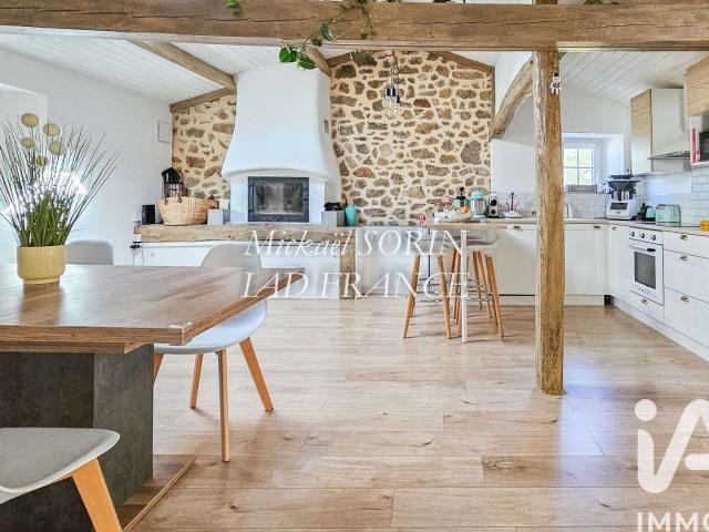 Vente maison 4 pièces La Chaize le Vicomte 85