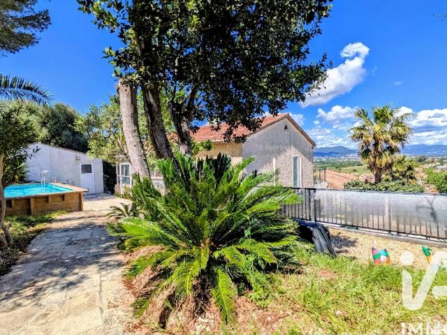 Vente maison 4 pièces La moutonne 83