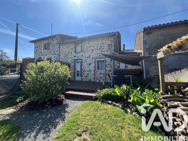 Vente maison 4 pièces La Pommeraie sur Sèvre 85