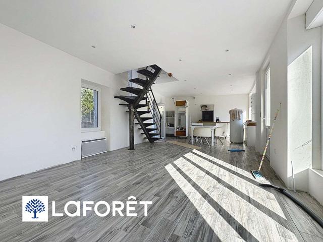 Vente maison 4 pièces Lanvénégen 56