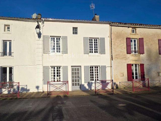 Vente maison 4 pièces Le Busseau 79