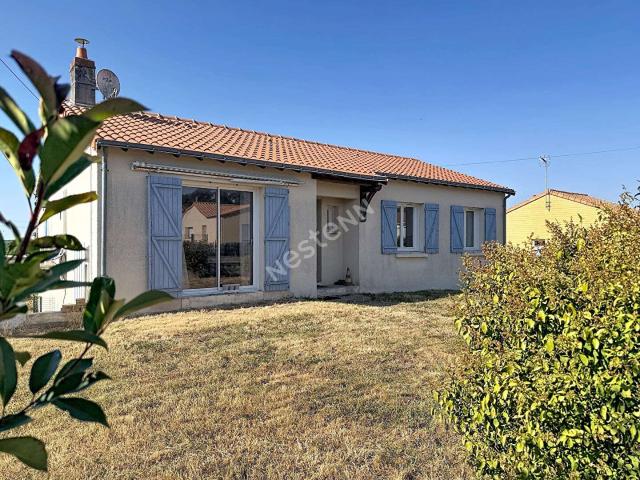 Vente maison 4 pièces Le Mesnil en Vallée 49
