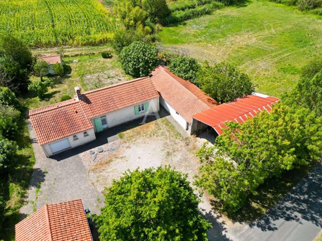 Vente maison 4 pièces Le Perrier 85