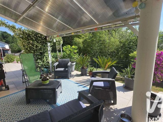Vente maison 4 pièces Ledeuix 64