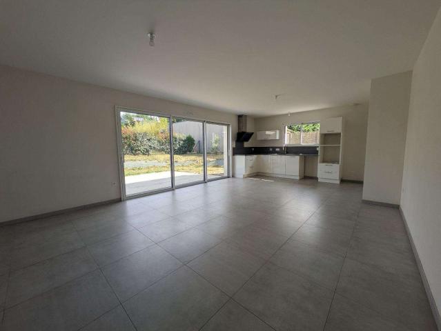 Vente maison 4 pièces Les Herbiers 85