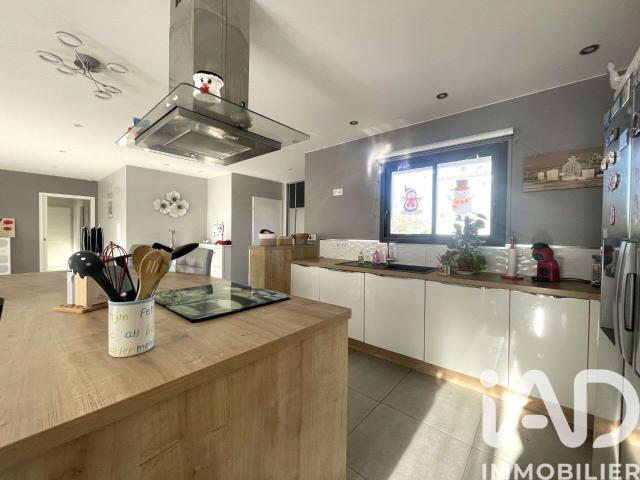 Vente maison 4 pièces Moussan 11