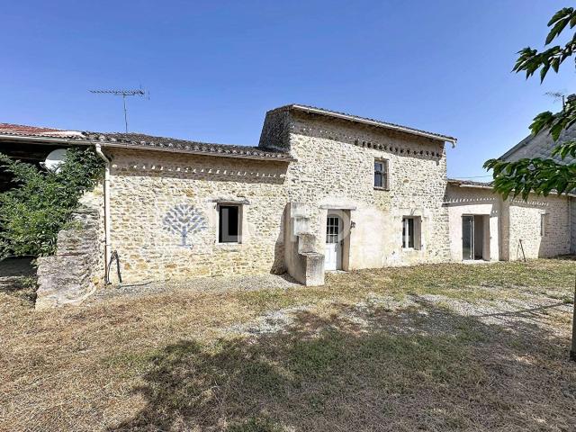 Vente maison 4 pièces Moncontour 86