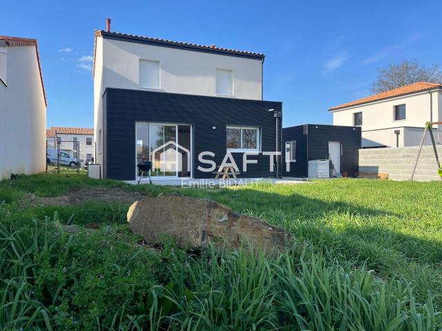 Vente maison 4 pièces Montaigu 85