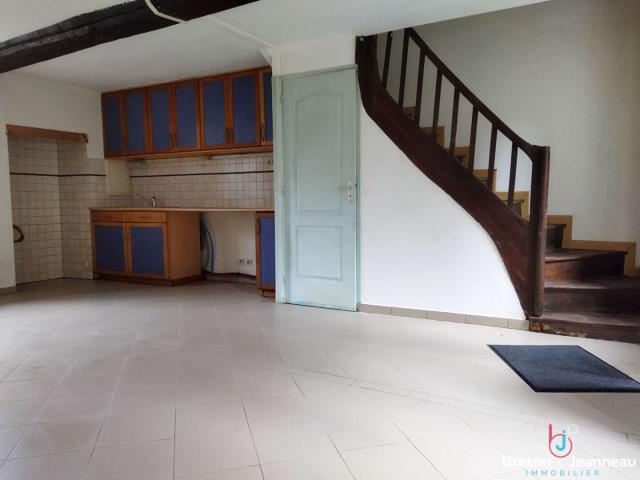 Vente maison 4 pièces Montreuil Poulay 53