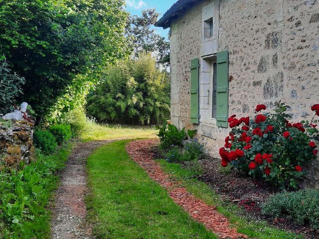 Vente maison 4 pièces Mareuil 24