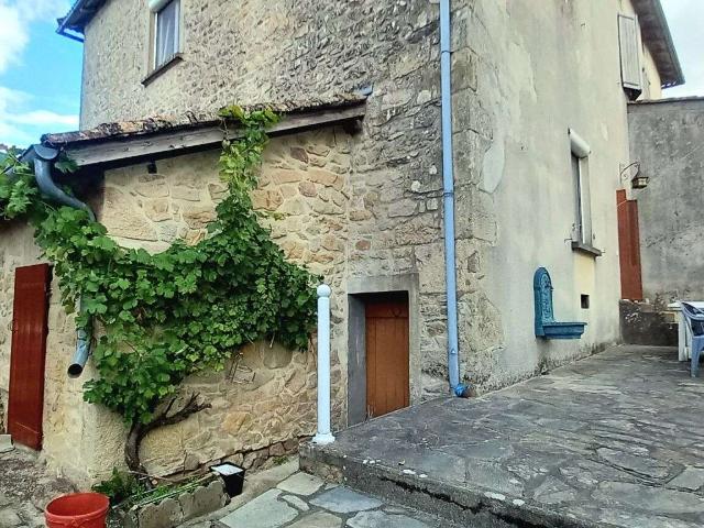 Vente maison 4 pièces Sousceyrac 46