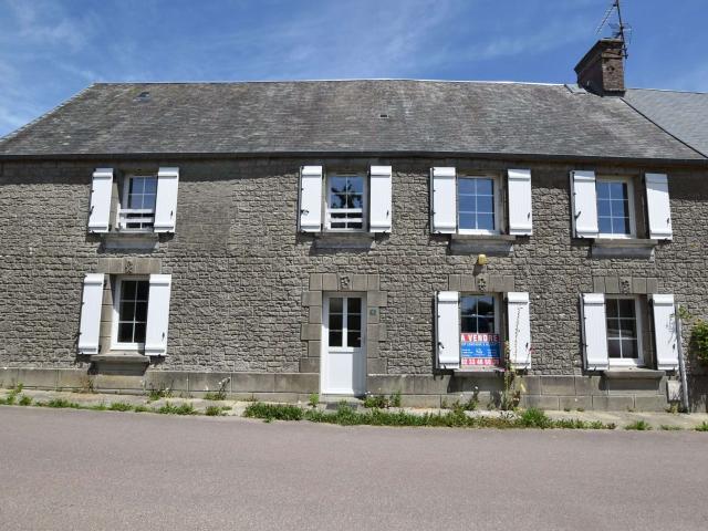 Vente maison 4 pièces Savigny 50