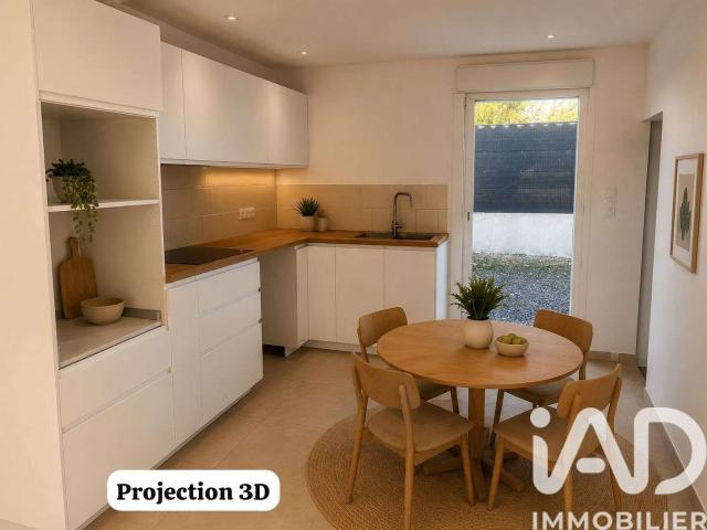 Vente maison 4 pièces Saint Cyr sur Mer 83