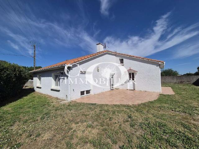Vente maison 4 pièces Saint Étienne de Mer Morte 44