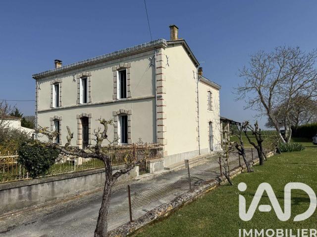 Vente maison 4 pièces Saint Hilaire la Palud 79