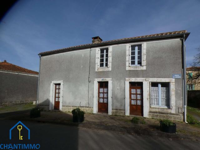 Vente maison 4 pièces Sainte Hermine 85
