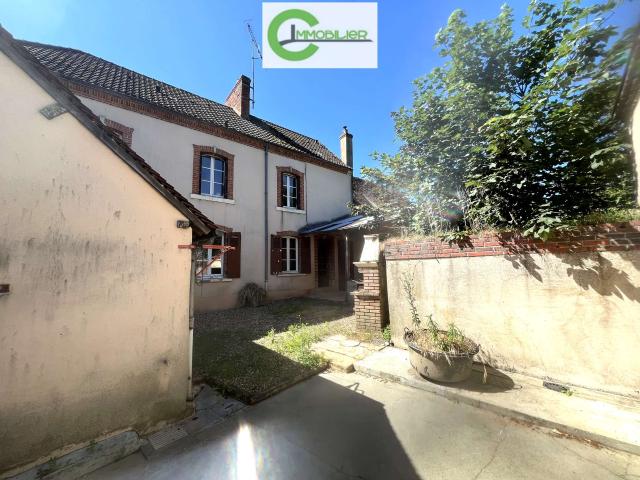 Vente maison 4 pièces Sceaux sur Huisne 72
