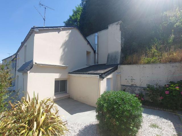 Vente maison 4 pièces Segre 49