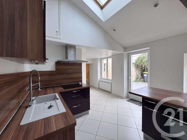 Vente maison 4 pièces Pontvallain 72