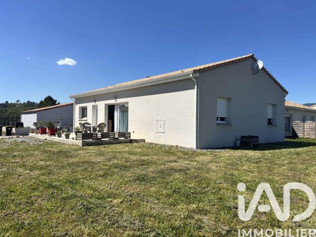 Vente maison 4 pièces Uzer 07