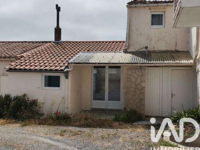 Vente maison 4 pièces Vairé 85