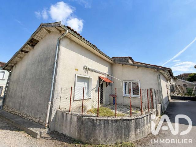 Vente maison 4 pièces Vars 16