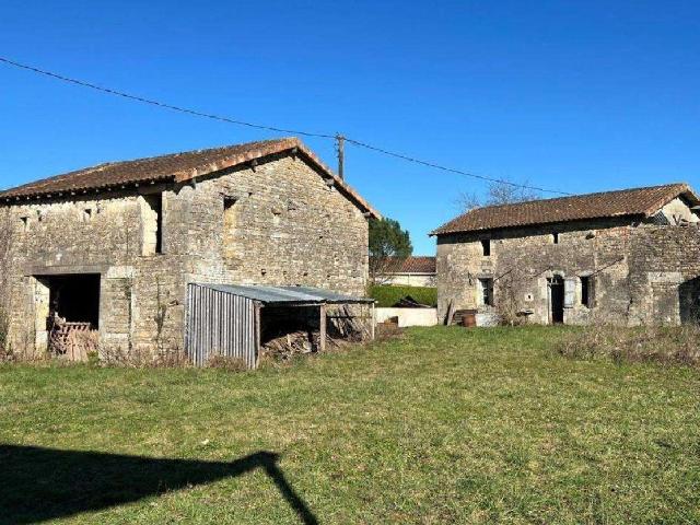 Vente maison 4 pièces Villefagnan 16