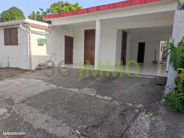 Vente | Maison | 4p | 2ch | 90.00 m² | Saint François | Terrasse