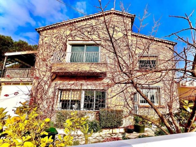 Vente maison 5 Pièce s 180m² La Seyne sur Mer