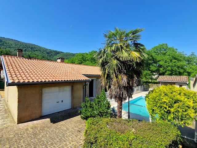 Vente Maison 5 pièces 104 m2 Fougax et Barrineuf
