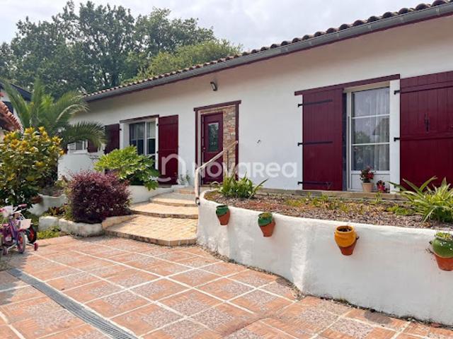Vente Maison 5 pièces 104 m2 Sare