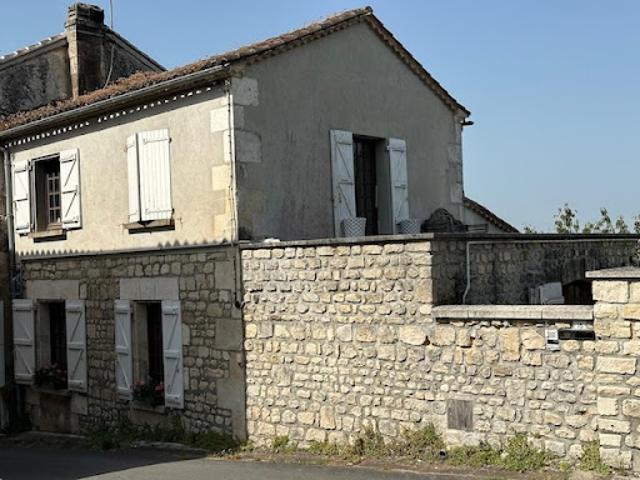 Vente Maison 5 pièces 104 m2 Villebois Lavalette
