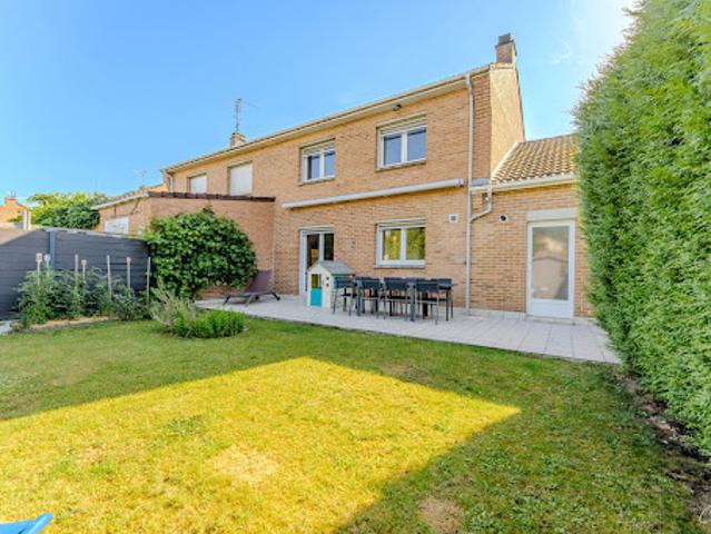 Vente Maison 5 pièces 105 m2 Allennes les Marais