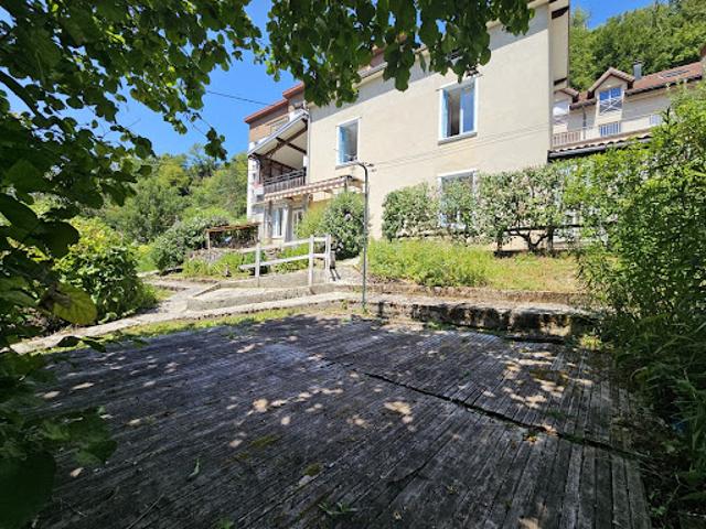 Vente Maison 5 pièces 105 m2 Saint claude