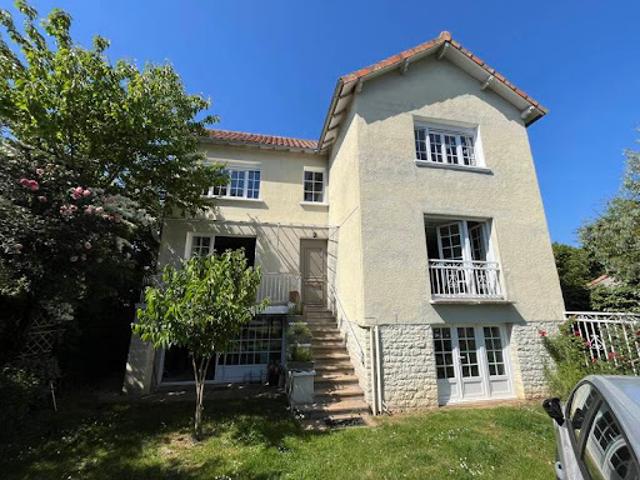 Vente Maison 5 pièces 106 m2 Les Adjots