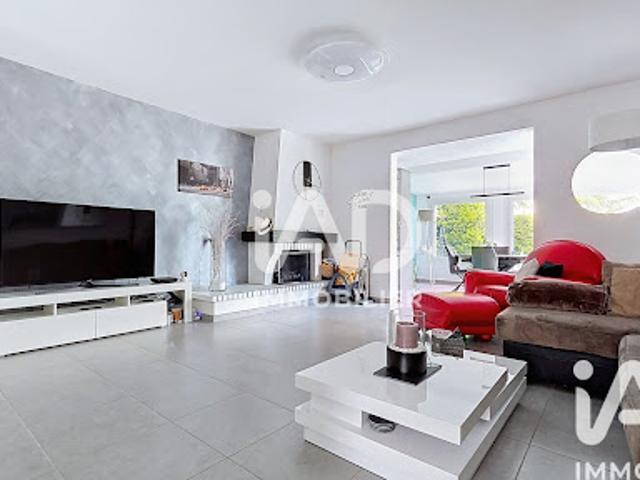 Vente Maison 5 pièces 107 m2 Courcouronnes