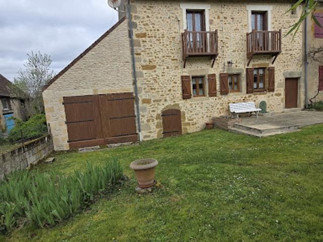 Vente Maison 5 pièces 107 m2 Saint Civran